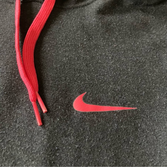 Nike Dri-Fit Hoodie - Picture 4 of 6